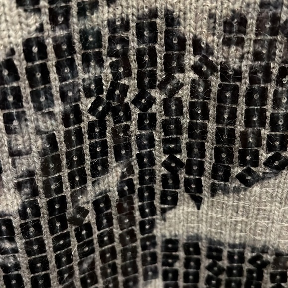 Chelsea & Violet Sequin Face Sweater Gray Grey Size Large Pullover Jumper - Picture 6 of 7